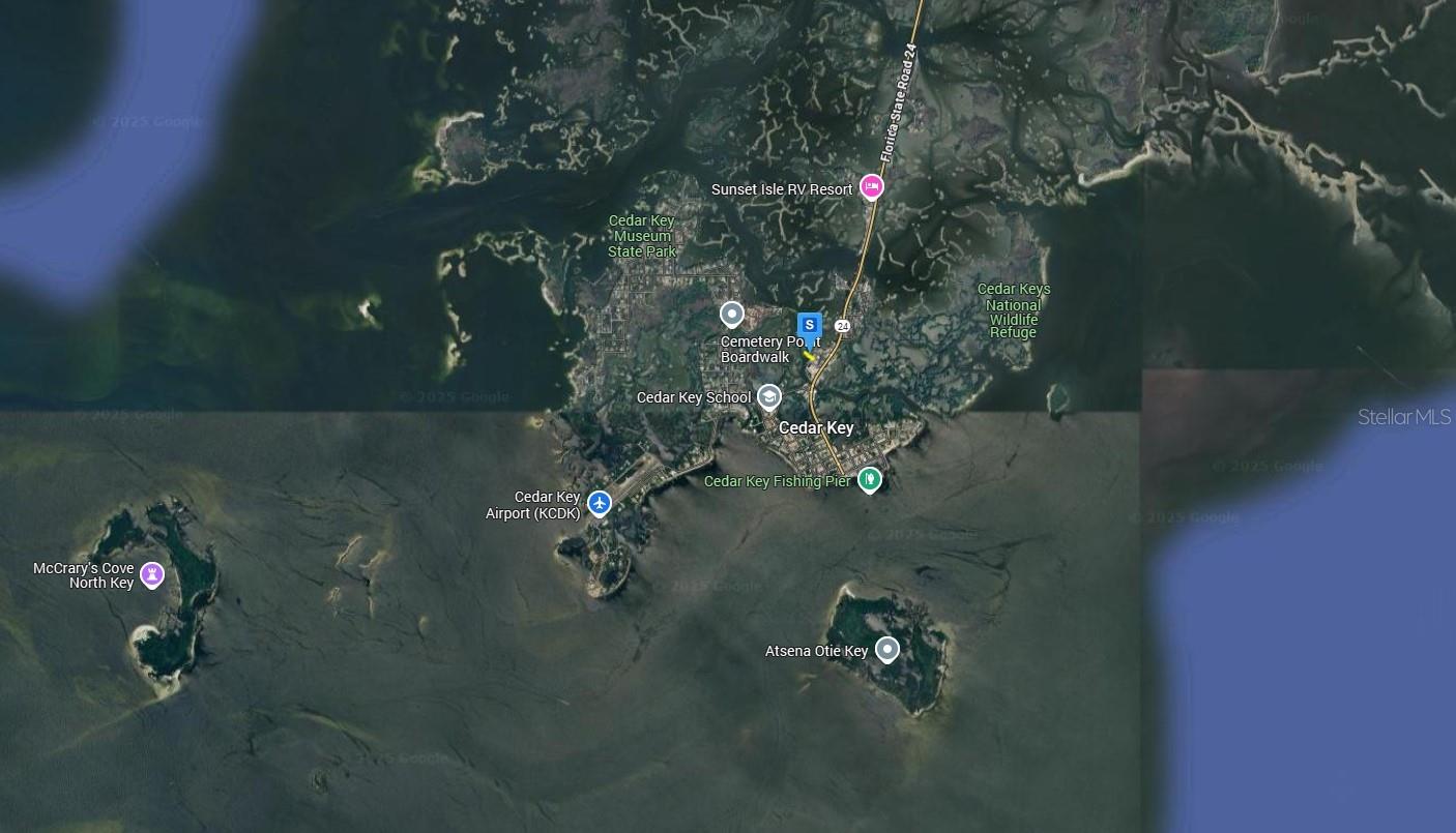 12682 BAYSHORE AVE, CEDAR KEY, FL, 32625