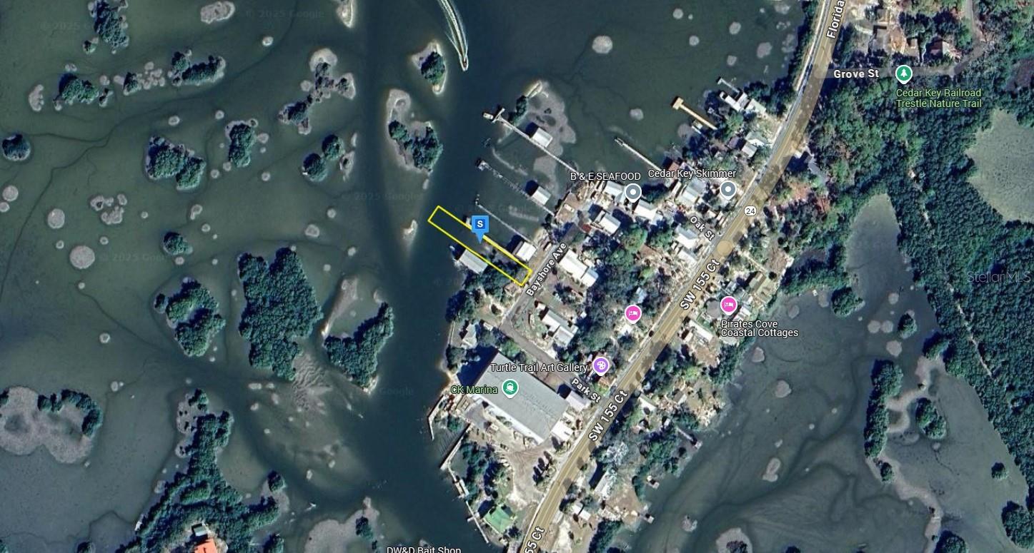 12682 BAYSHORE AVE, CEDAR KEY, FL, 32625