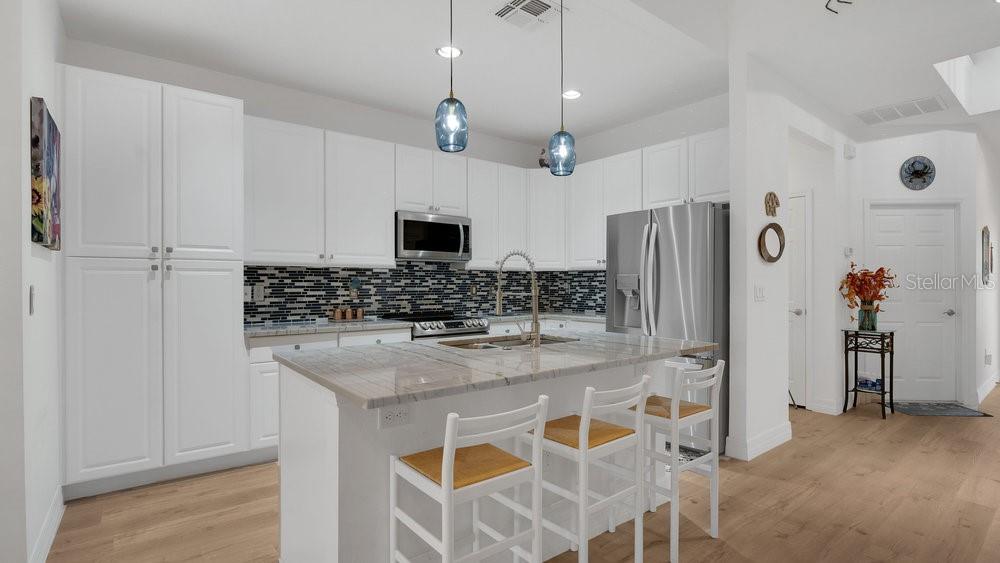 302 TAMMIE SUE LN, DELAND, FL, 32724