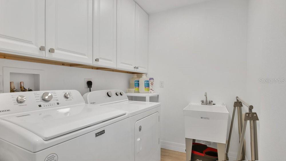 302 TAMMIE SUE LN, DELAND, FL, 32724