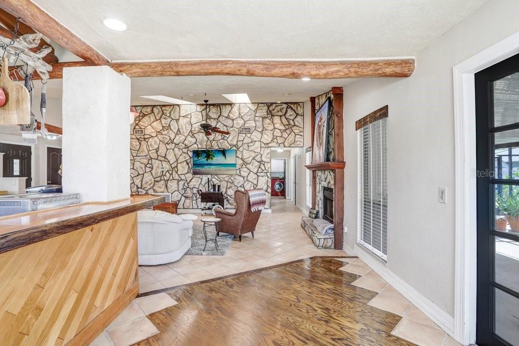 7321 CALADESIA DR, SARASOTA, FL, 34243