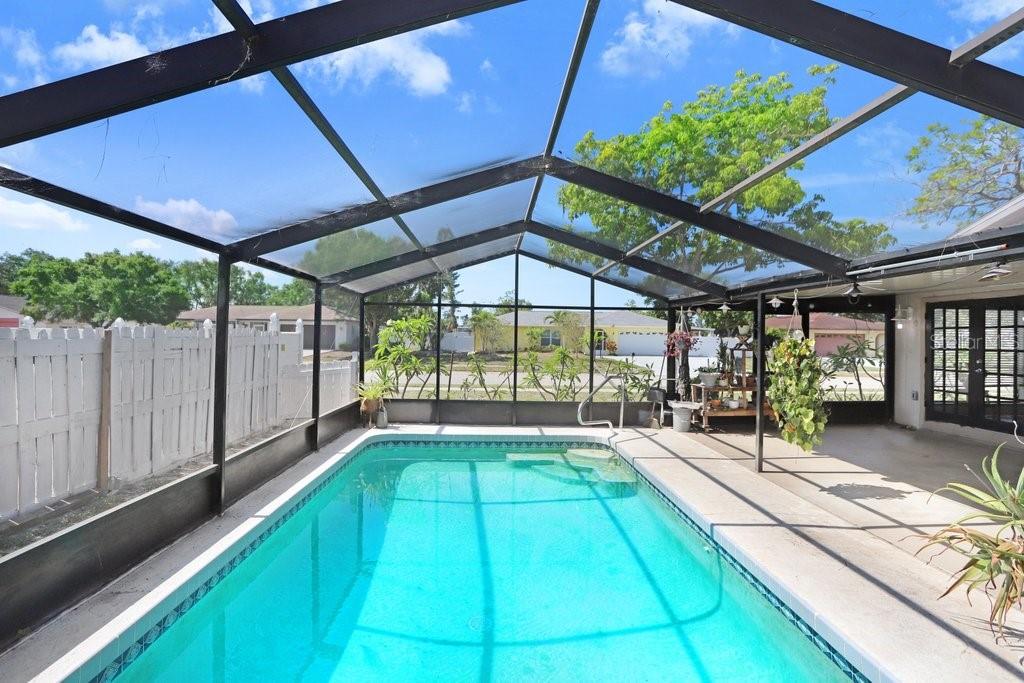 7321 CALADESIA DR, SARASOTA, FL, 34243