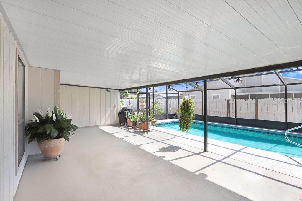 7321 CALADESIA DR, SARASOTA, FL, 34243