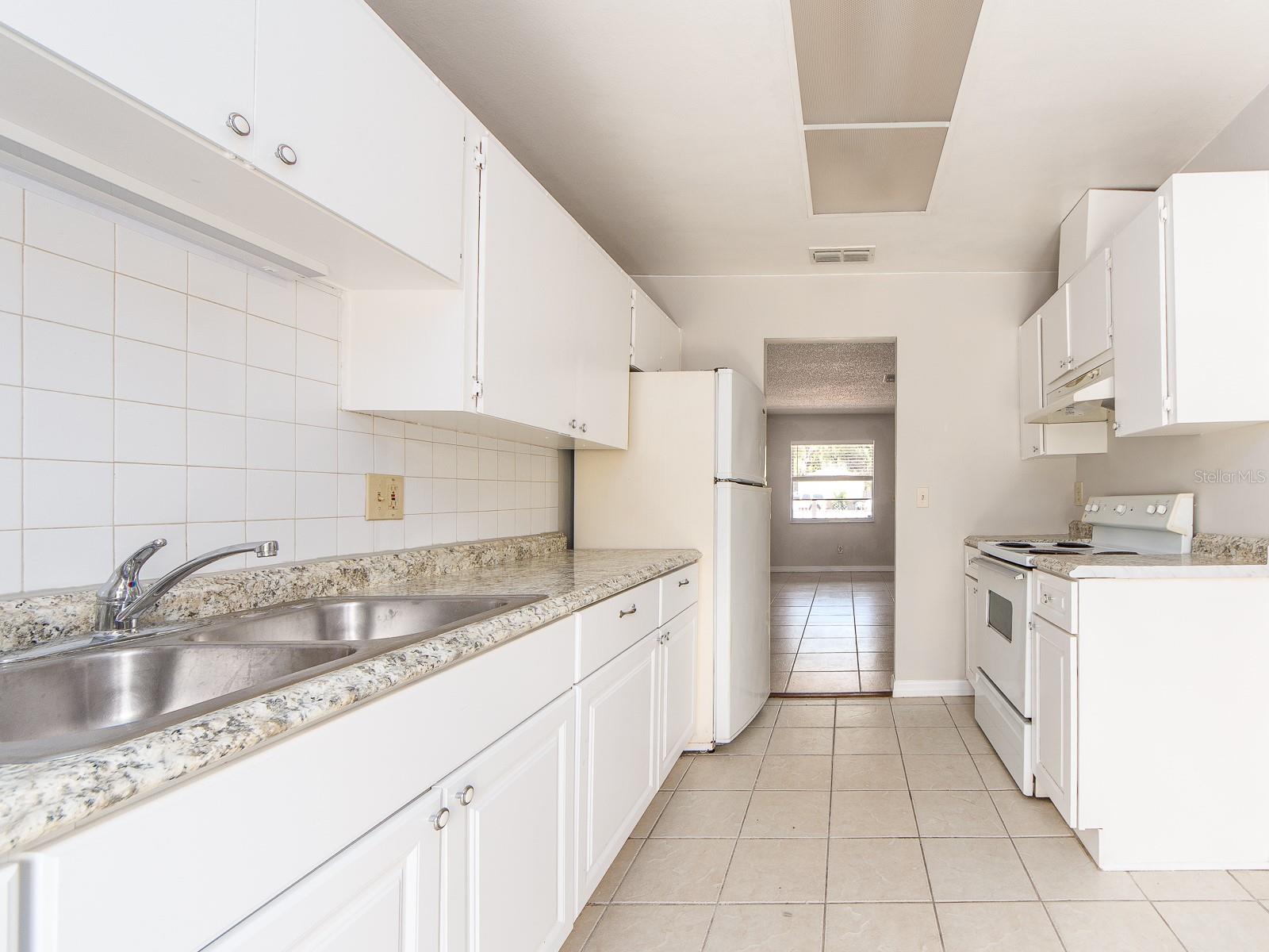 625 WILDWOOD WAY, CLEARWATER, FL, 33756