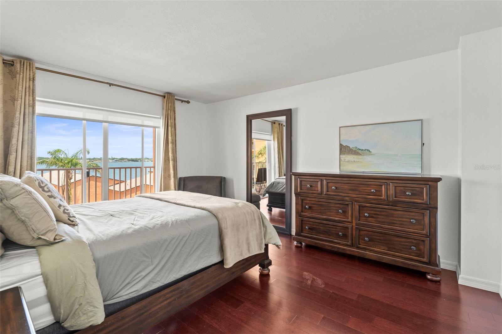 7432 SUNSHINE SKYWAY LN S #402, ST PETERSBURG, FL, 33711