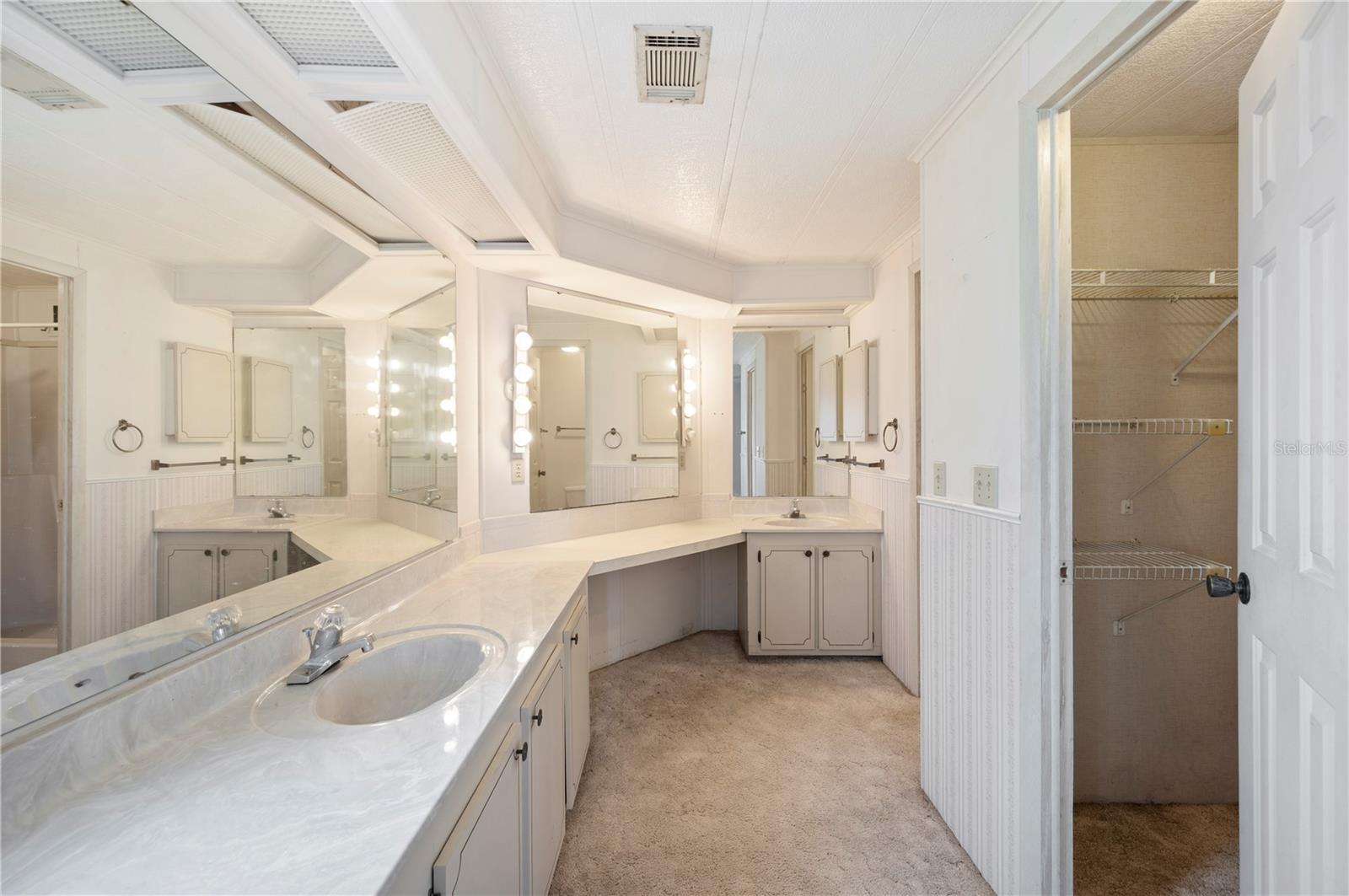 448 SKYLINE DR W, LAKELAND, FL, 33801