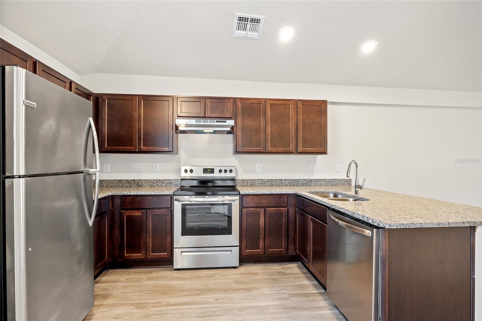 27237 PARTIN DR, PUNTA GORDA, FL, 33983