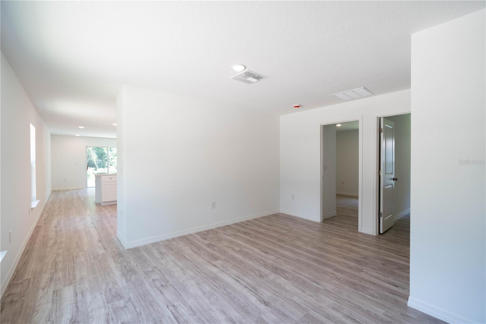 2260 SUANEE AVE, EUSTIS, FL, 32726