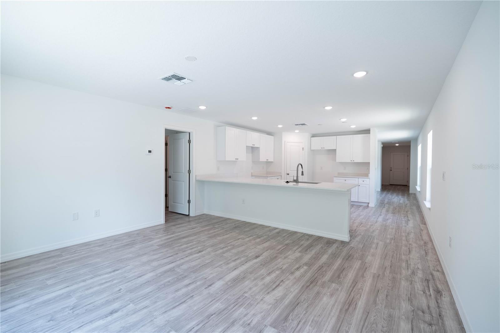 2260 SUANEE AVE, EUSTIS, FL, 32726