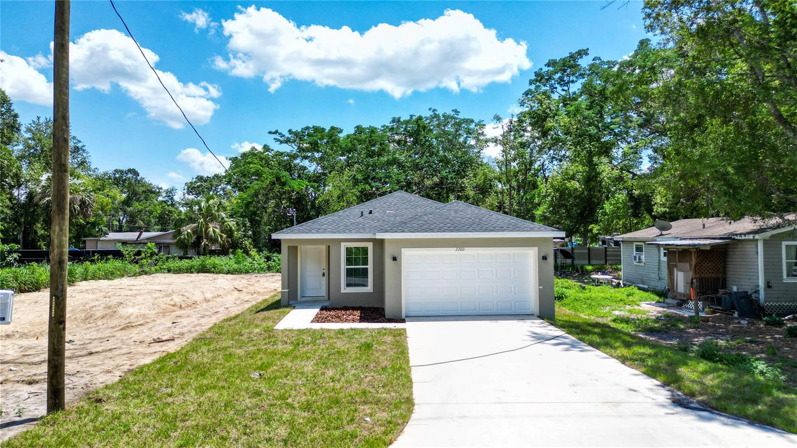 2260 SUANEE AVE, EUSTIS, FL, 32726