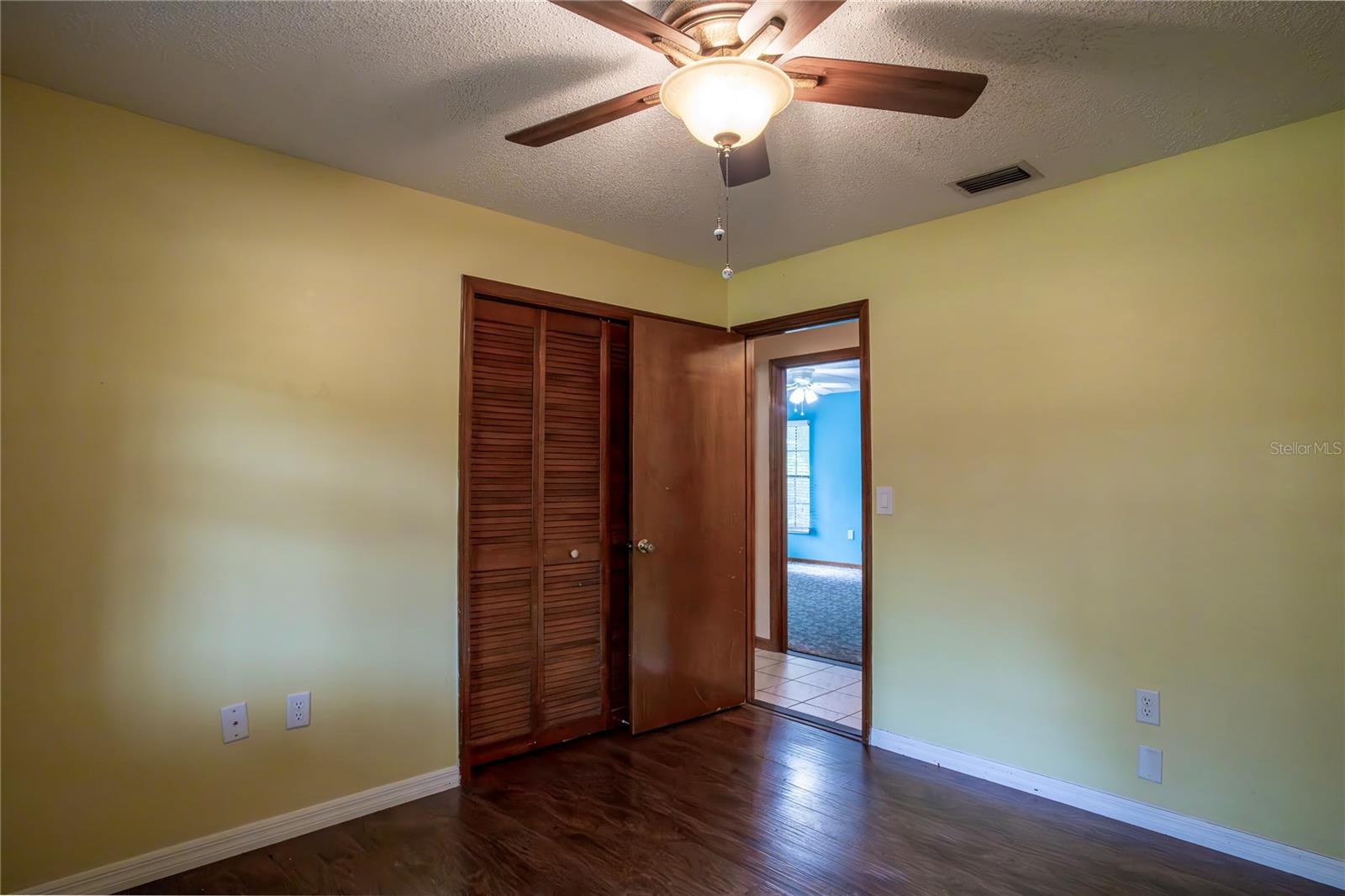 18015 PALM ST, UMATILLA, FL, 32784