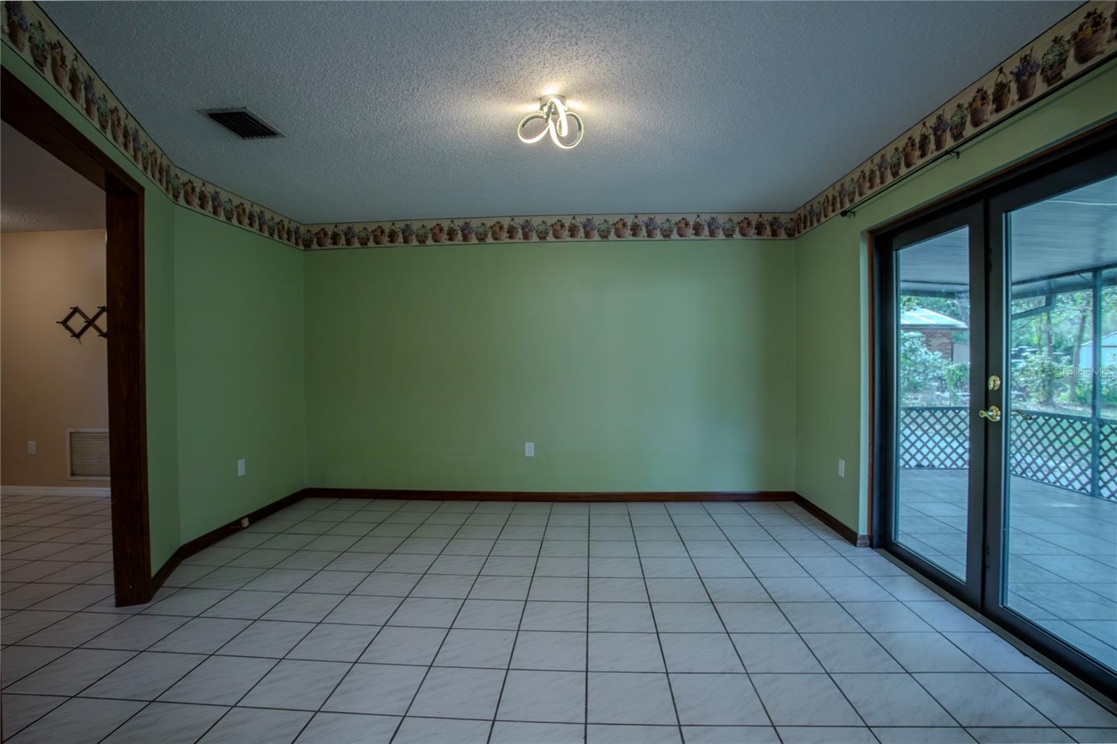 18015 PALM ST, UMATILLA, FL, 32784