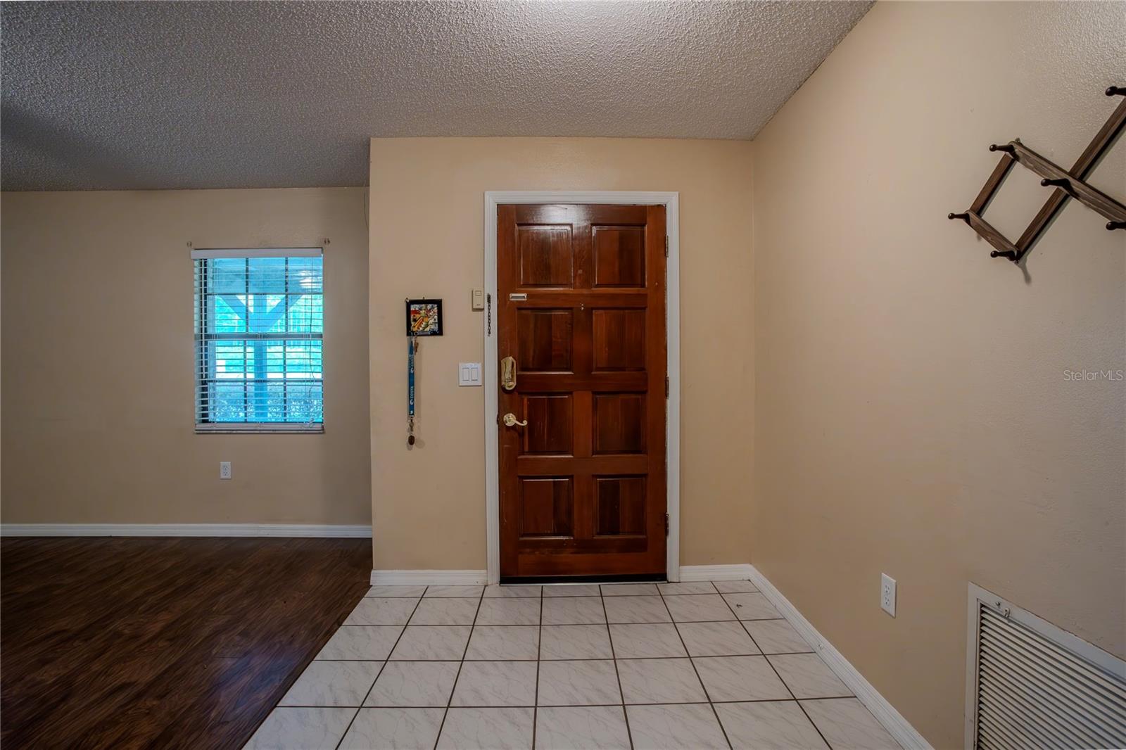 18015 PALM ST, UMATILLA, FL, 32784