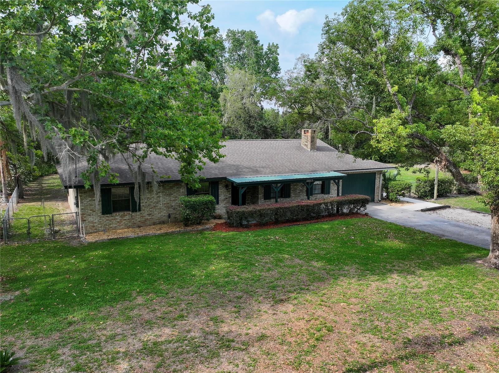 18015 PALM ST, UMATILLA, FL, 32784