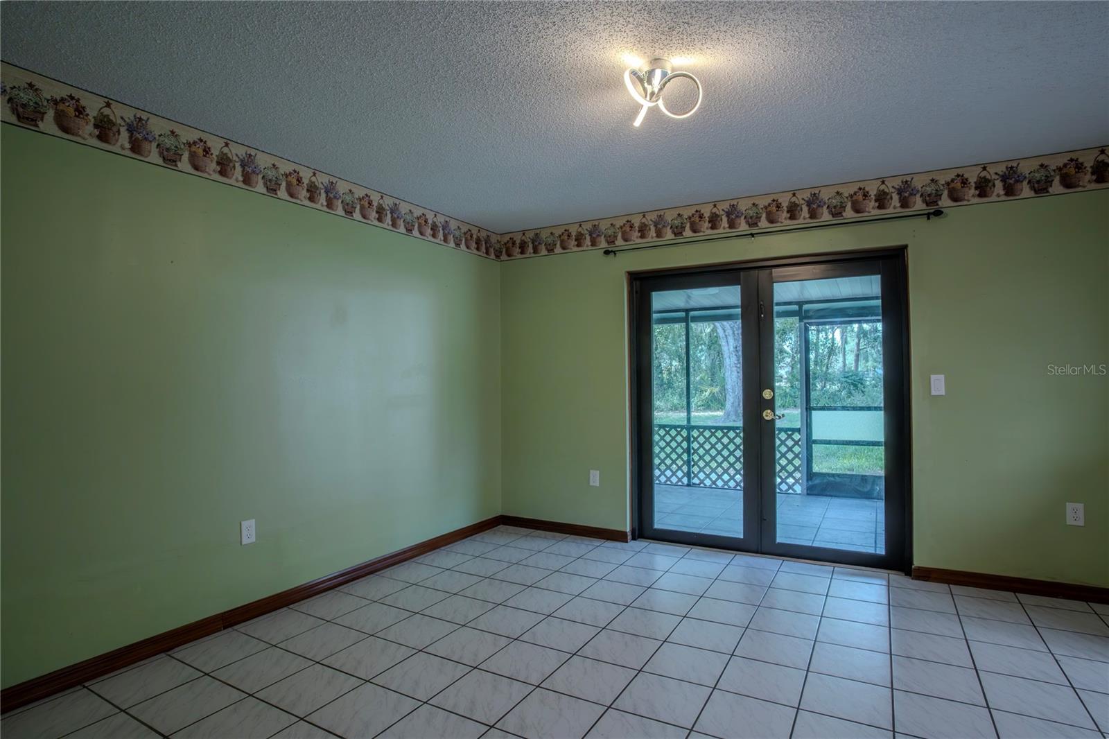 18015 PALM ST, UMATILLA, FL, 32784