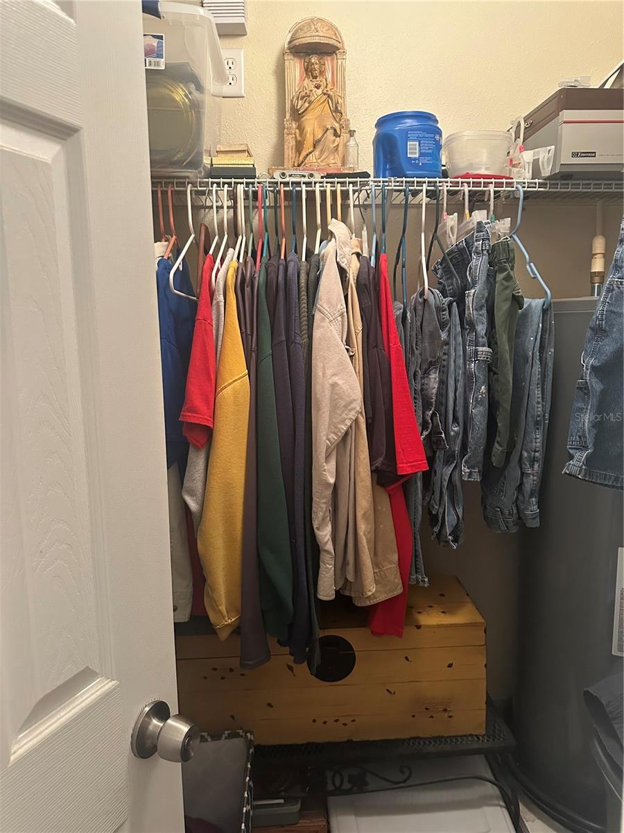 11814 WASHINGTON ST, SEFFNER, FL, 33584