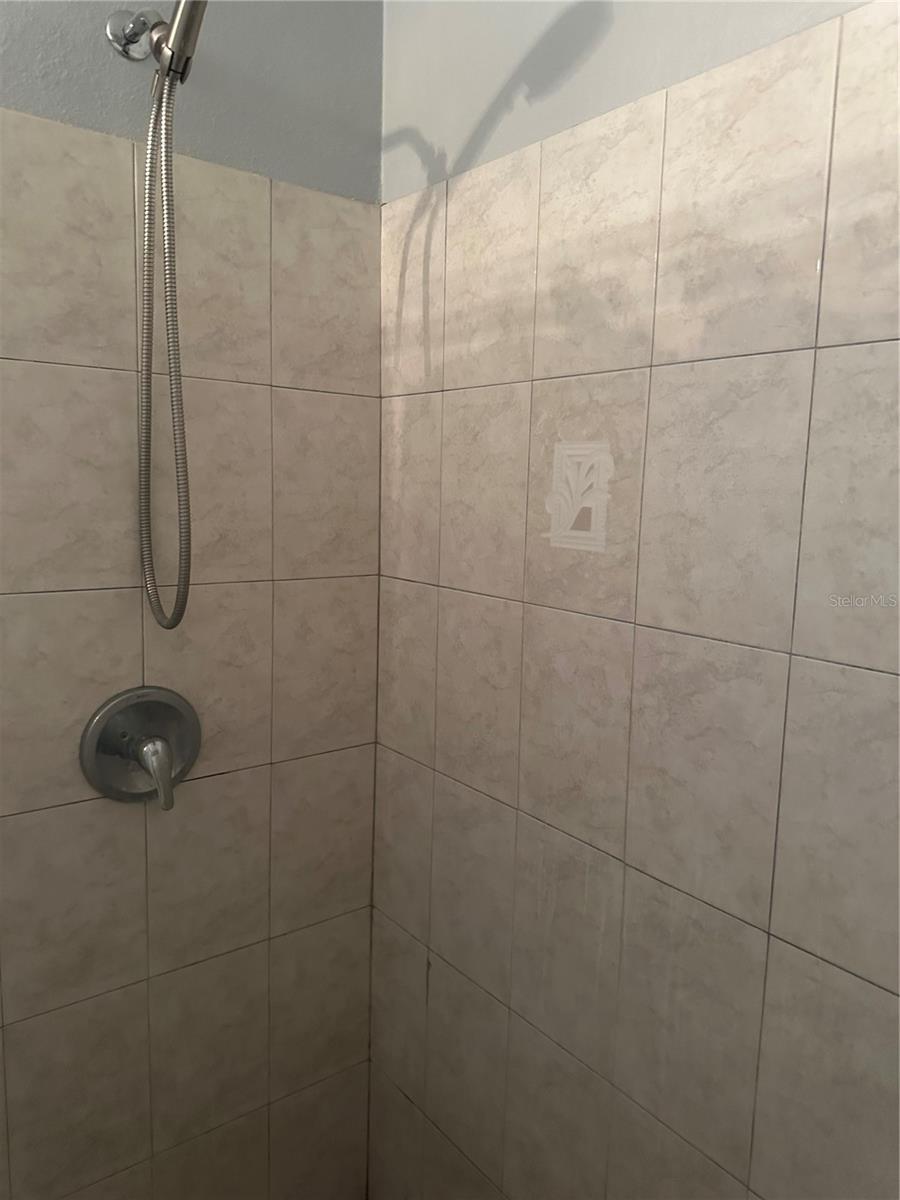 11814 WASHINGTON ST, SEFFNER, FL, 33584