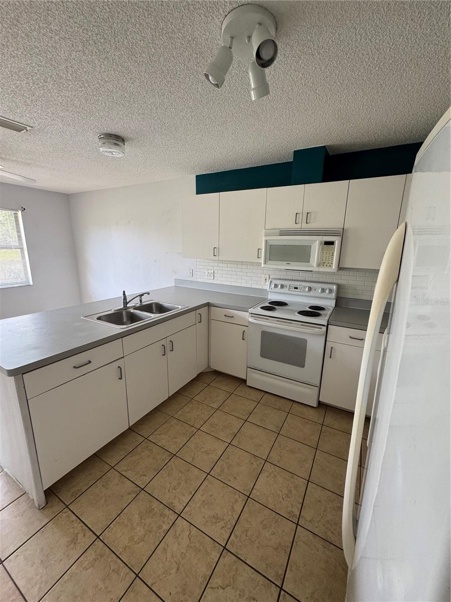 9279 TACOMA AVE #A, ENGLEWOOD, FL, 34224