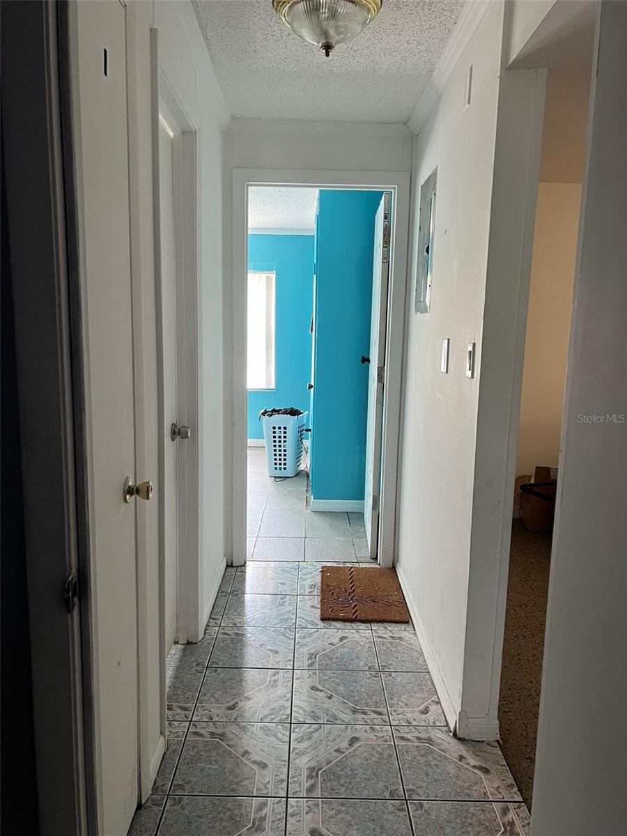 1009 KENMORE DR, BRANDON, FL, 33510