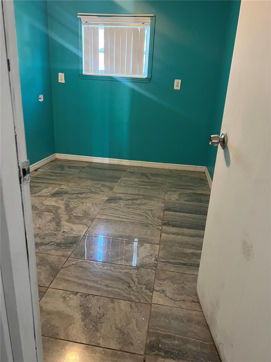 1009 KENMORE DR, BRANDON, FL, 33510