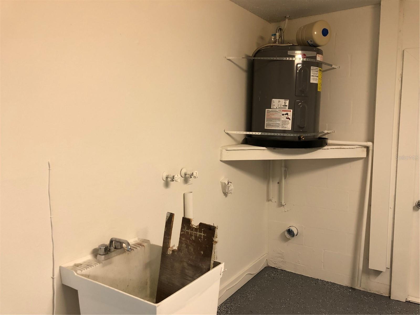 8023 WOODEN DR, SPRING HILL, FL, 34606