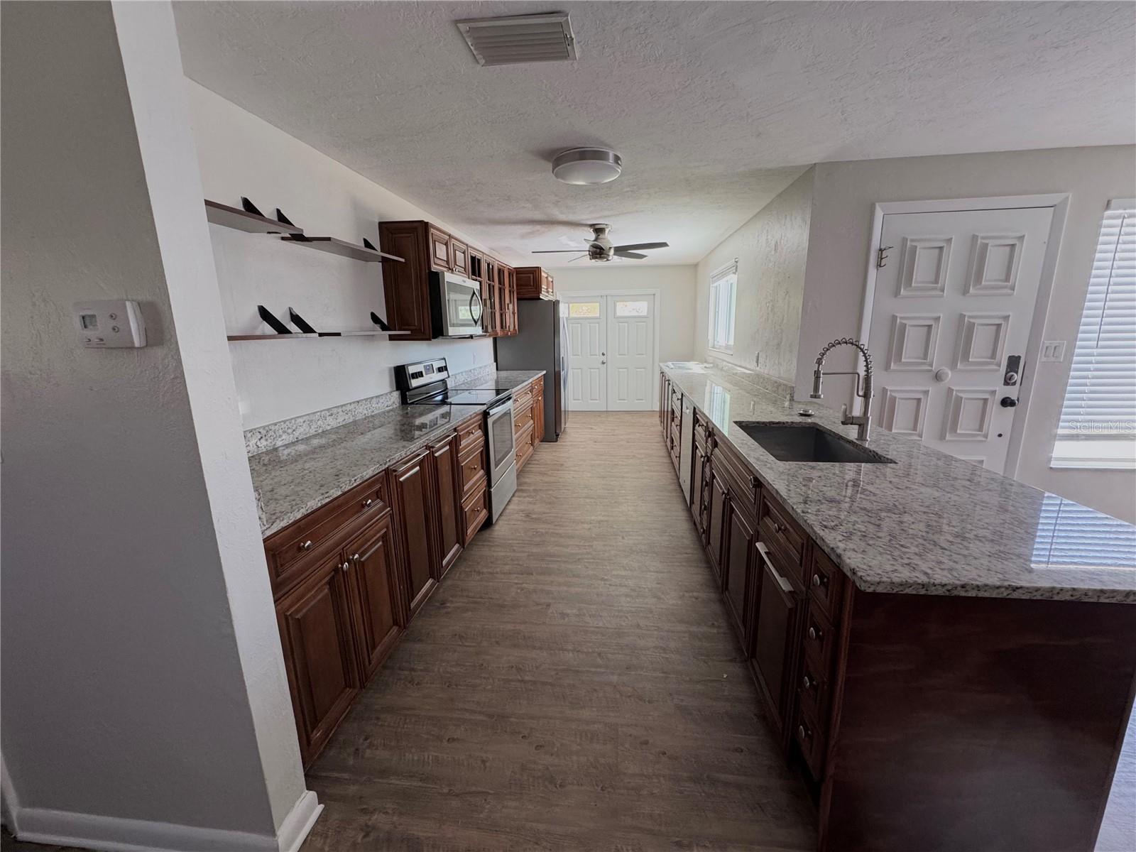 2417 MAGDALINA DR, PUNTA GORDA, FL, 33950