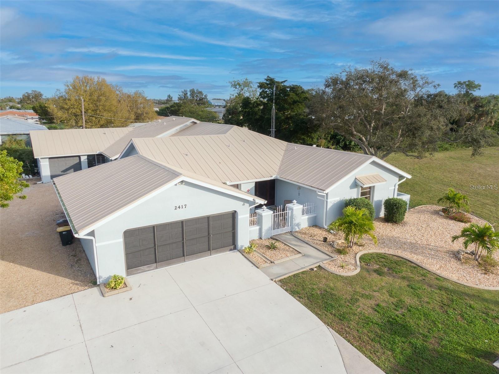 2417 MAGDALINA DR, PUNTA GORDA, FL, 33950