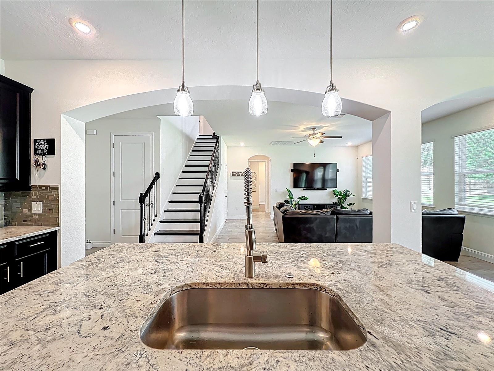 3184 PINENUT DR, APOPKA, FL, 32712