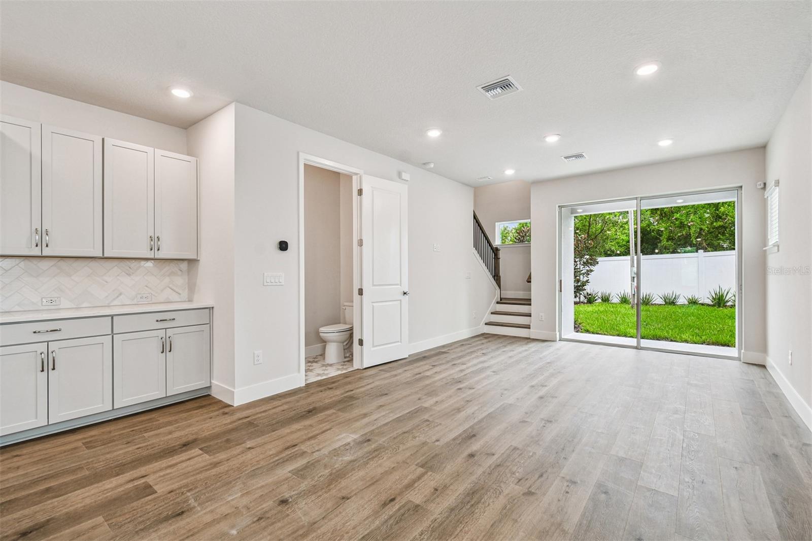 503 W WARREN AVE #1, TAMPA, FL, 33624