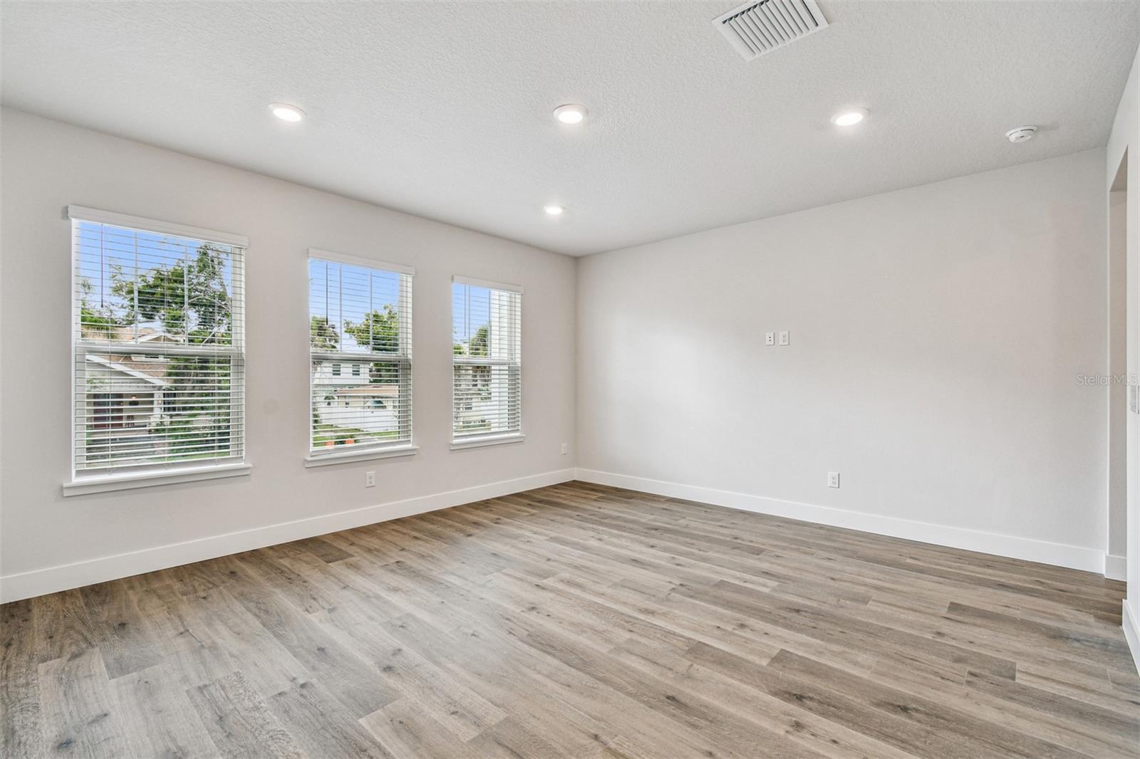 503 W WARREN AVE #1, TAMPA, FL, 33624