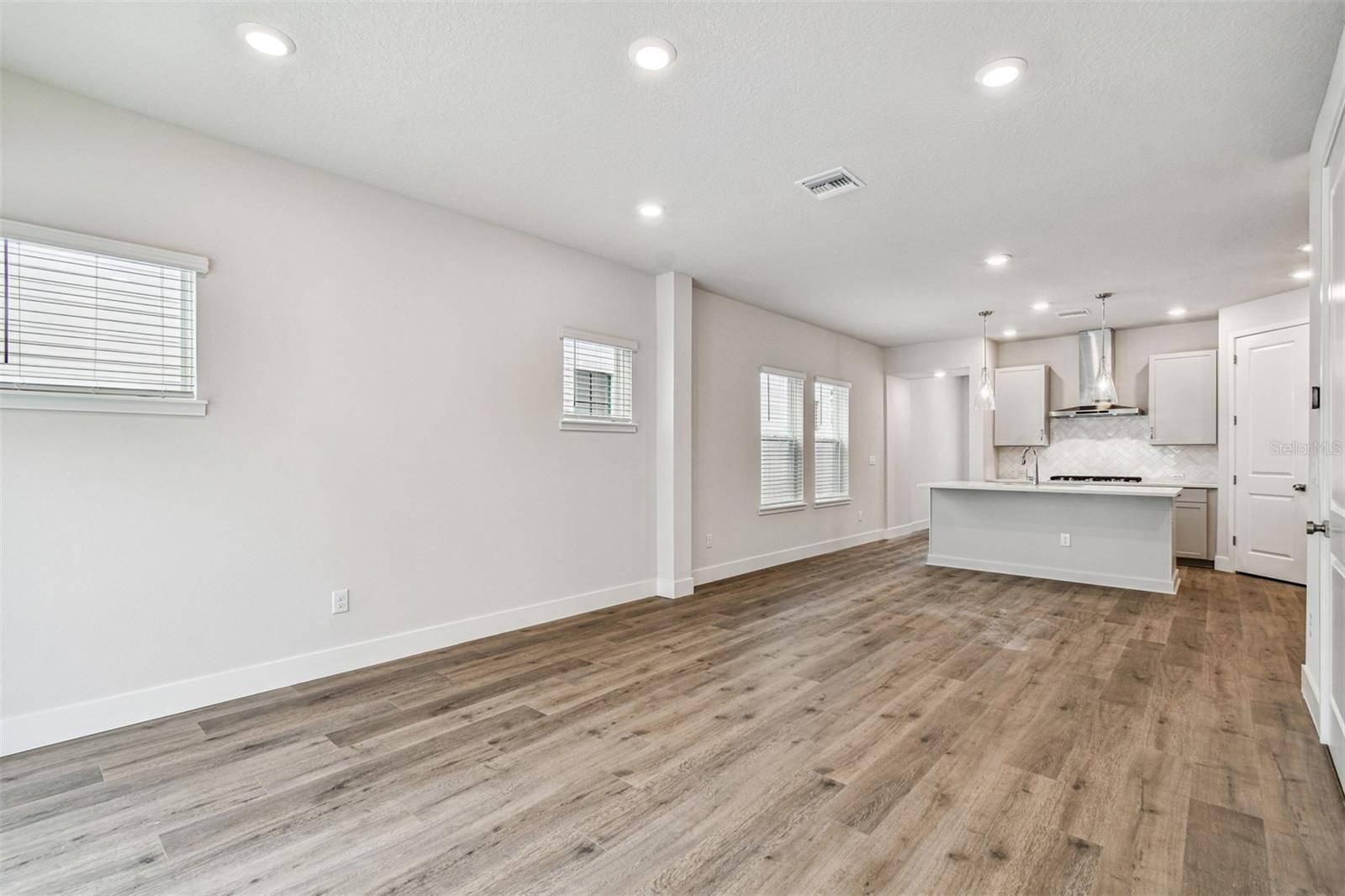 503 W WARREN AVE #1, TAMPA, FL, 33624