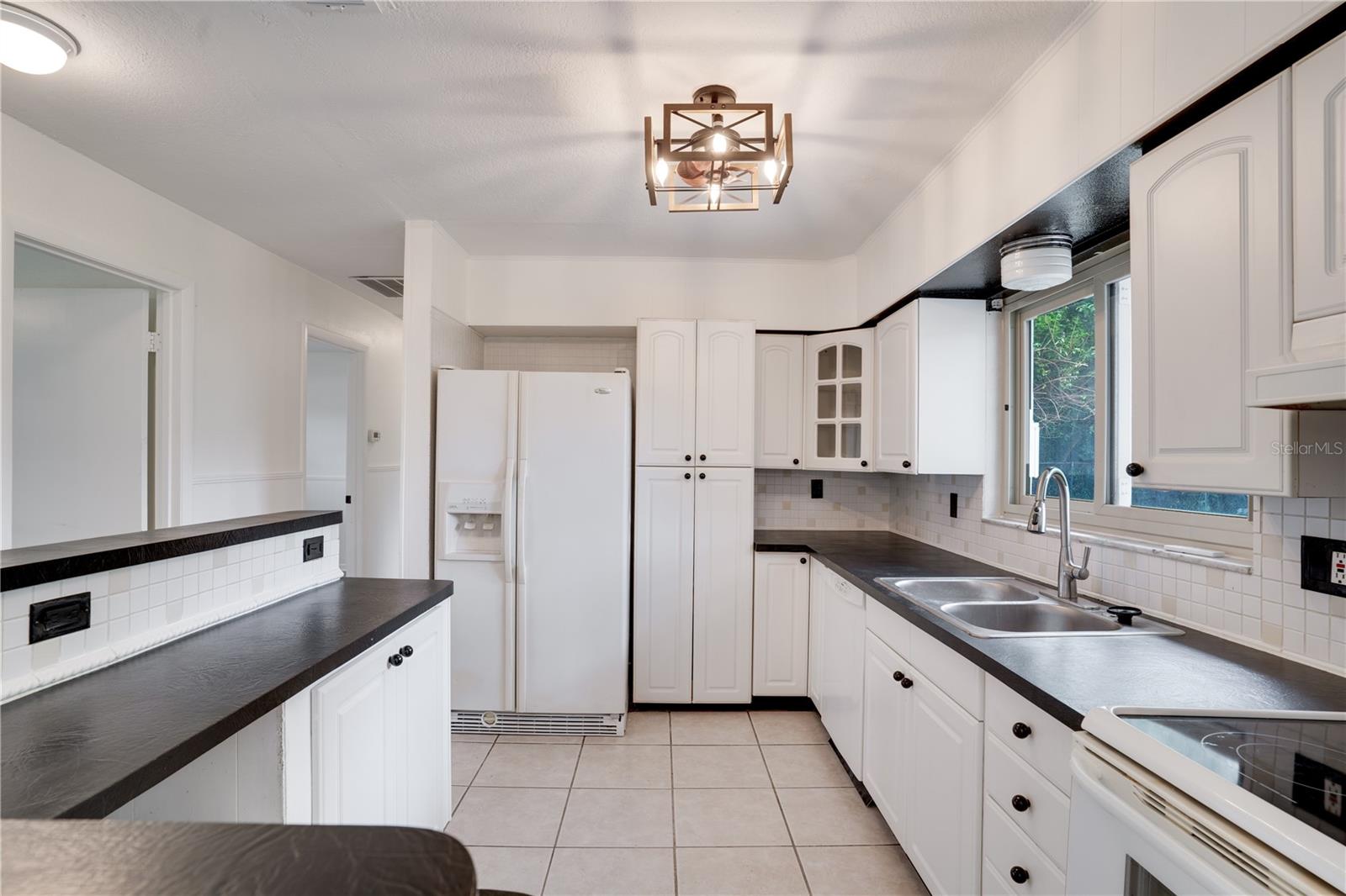 4650 32ND AVE N, ST PETERSBURG, FL, 33713