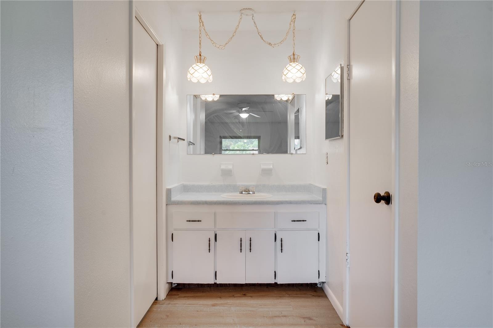 4650 32ND AVE N, ST PETERSBURG, FL, 33713