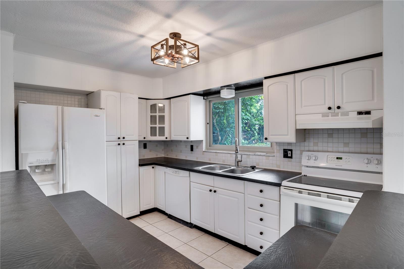 4650 32ND AVE N, ST PETERSBURG, FL, 33713