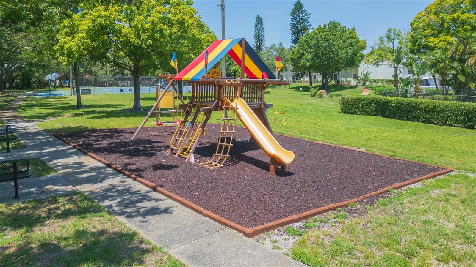 4517 LA CAPRI CT, TAMPA, FL, 33611