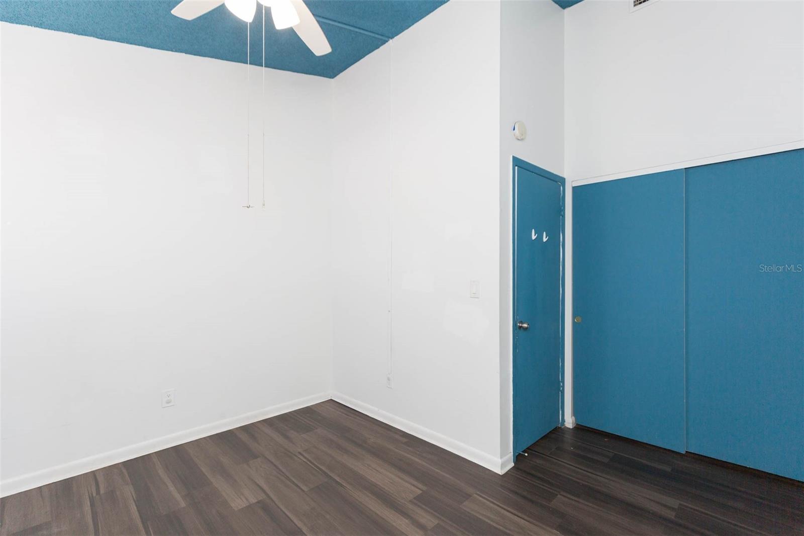 4517 LA CAPRI CT, TAMPA, FL, 33611