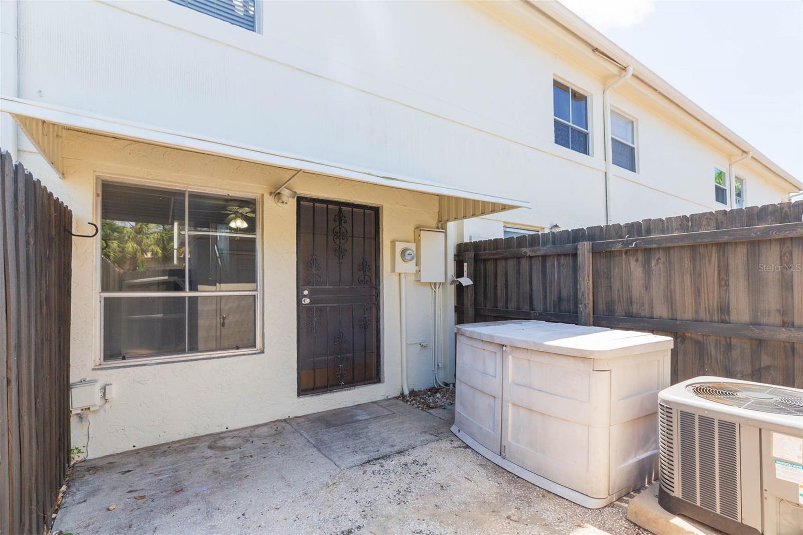 4517 LA CAPRI CT, TAMPA, FL, 33611