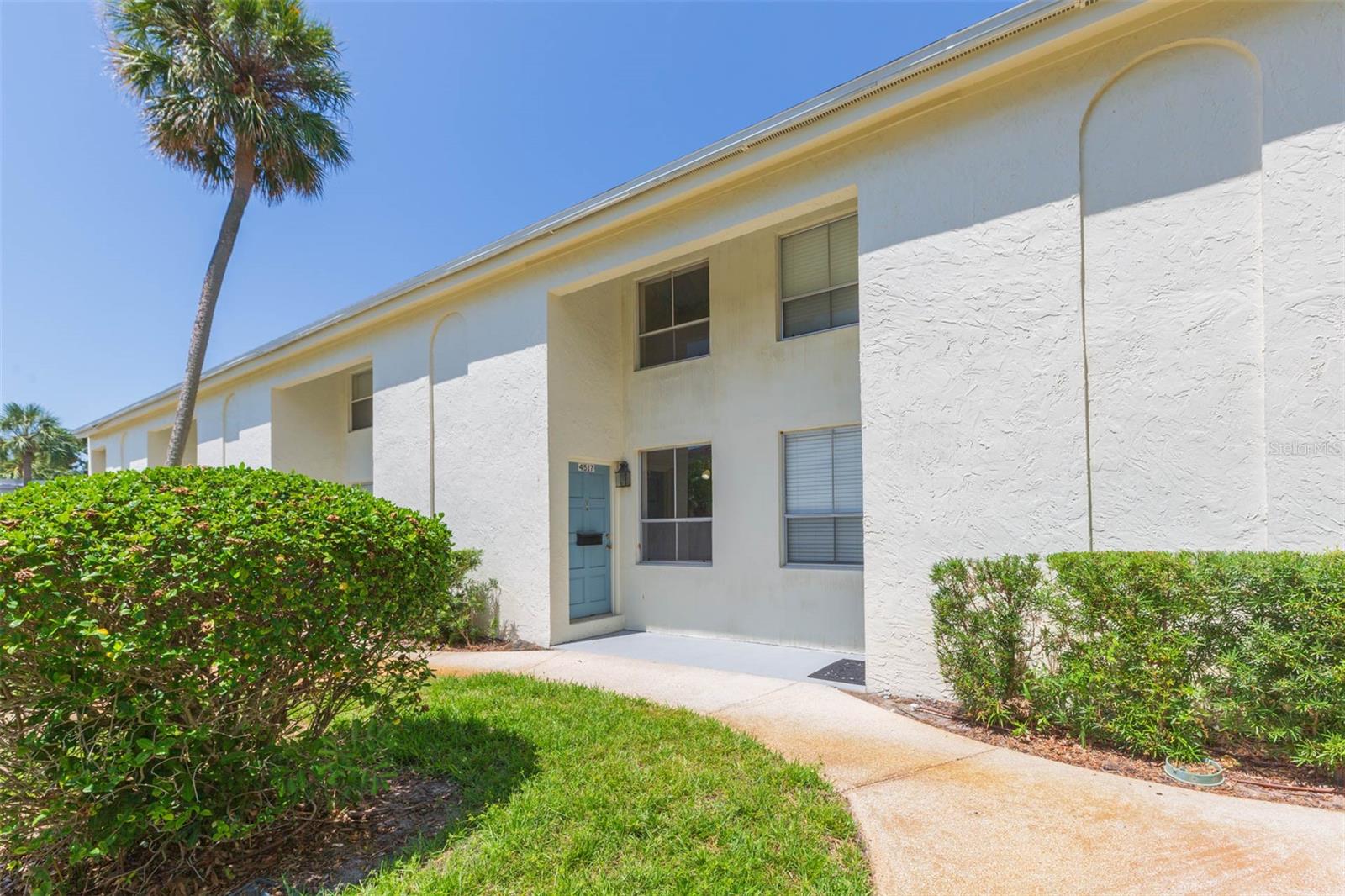 4517 LA CAPRI CT, TAMPA, FL, 33611