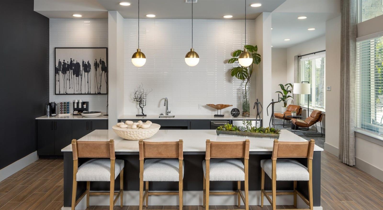 10881 CALADESI AVE #AS2, TAMPA, FL, 33610