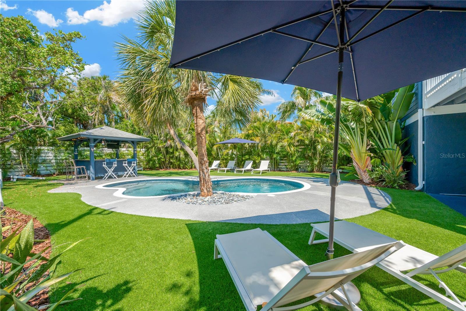 540 GULF BAY RD, LONGBOAT KEY, FL, 34228