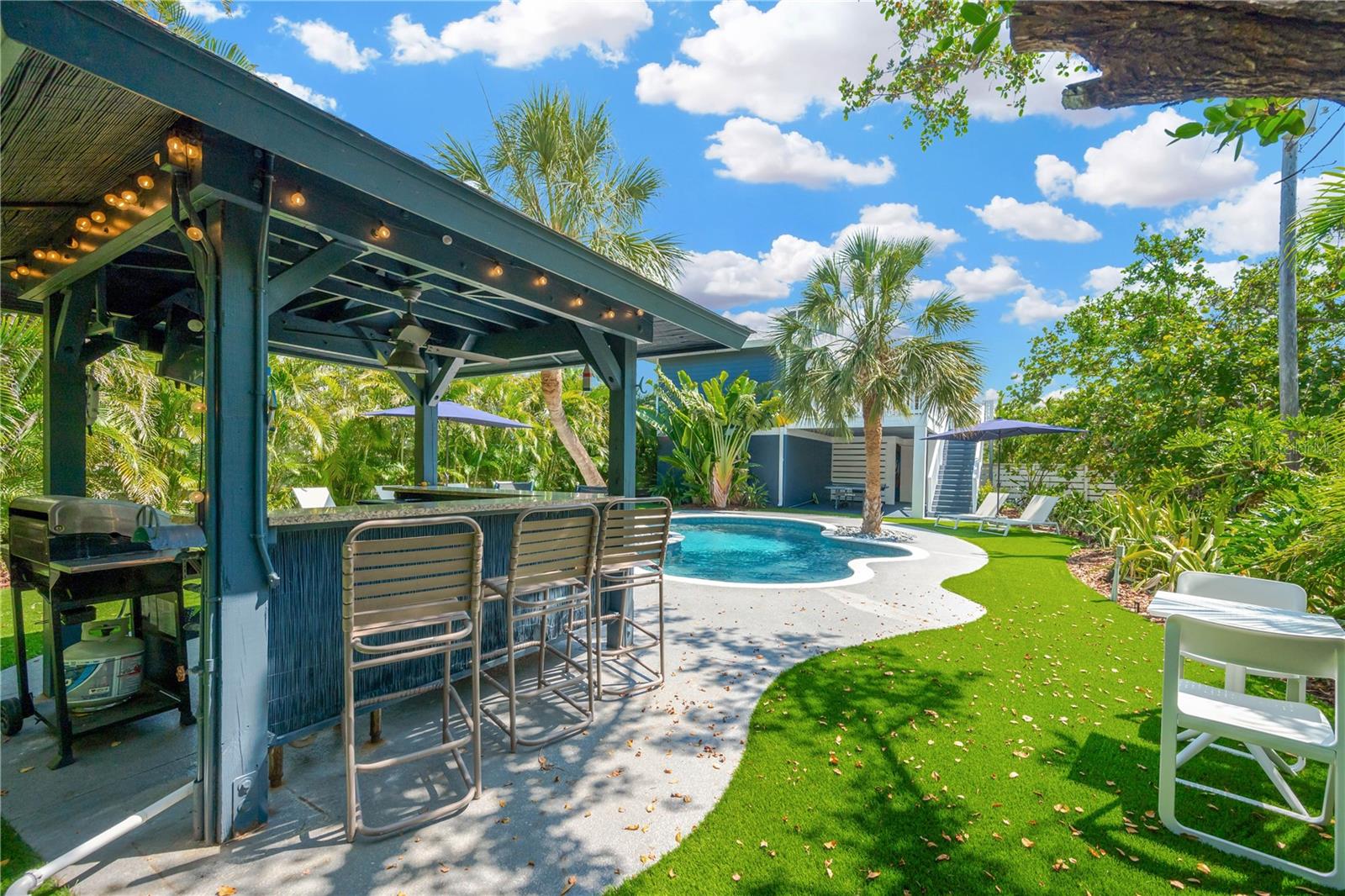 540 GULF BAY RD, LONGBOAT KEY, FL, 34228