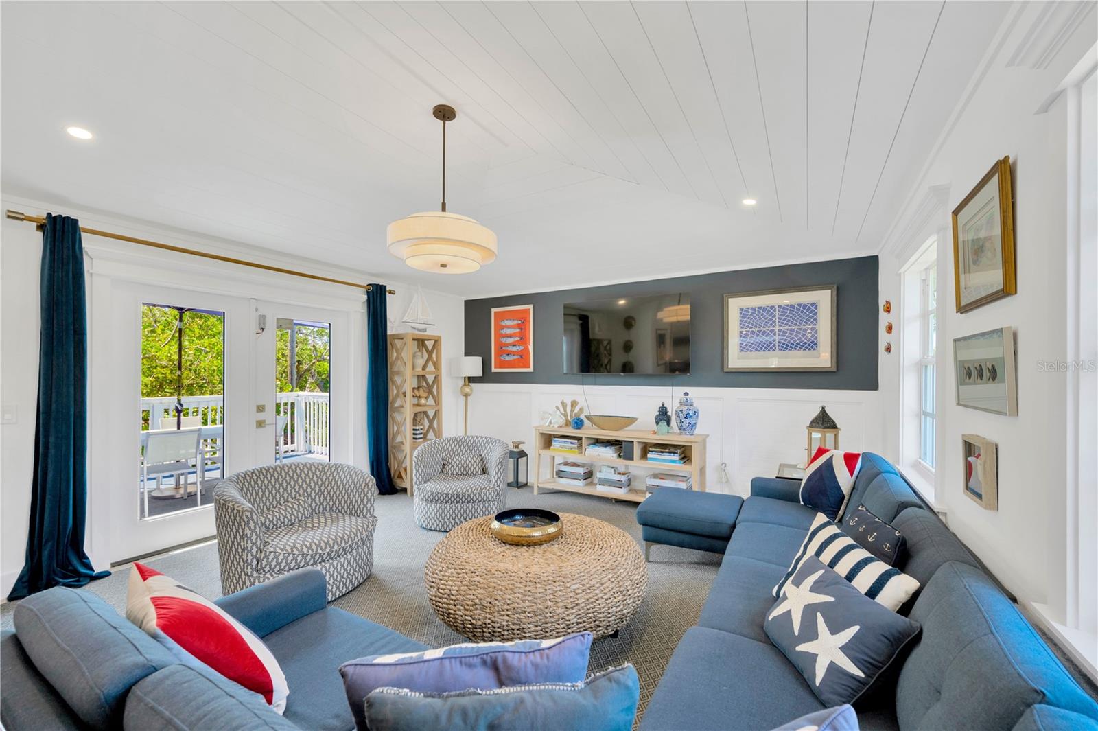 540 GULF BAY RD, LONGBOAT KEY, FL, 34228