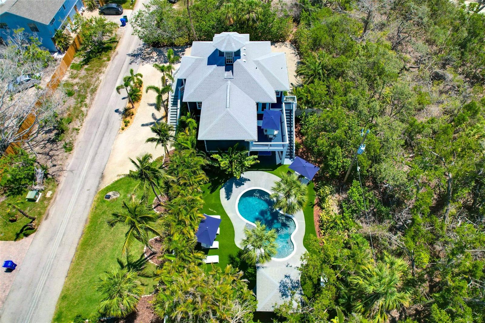 540 GULF BAY RD, LONGBOAT KEY, FL, 34228