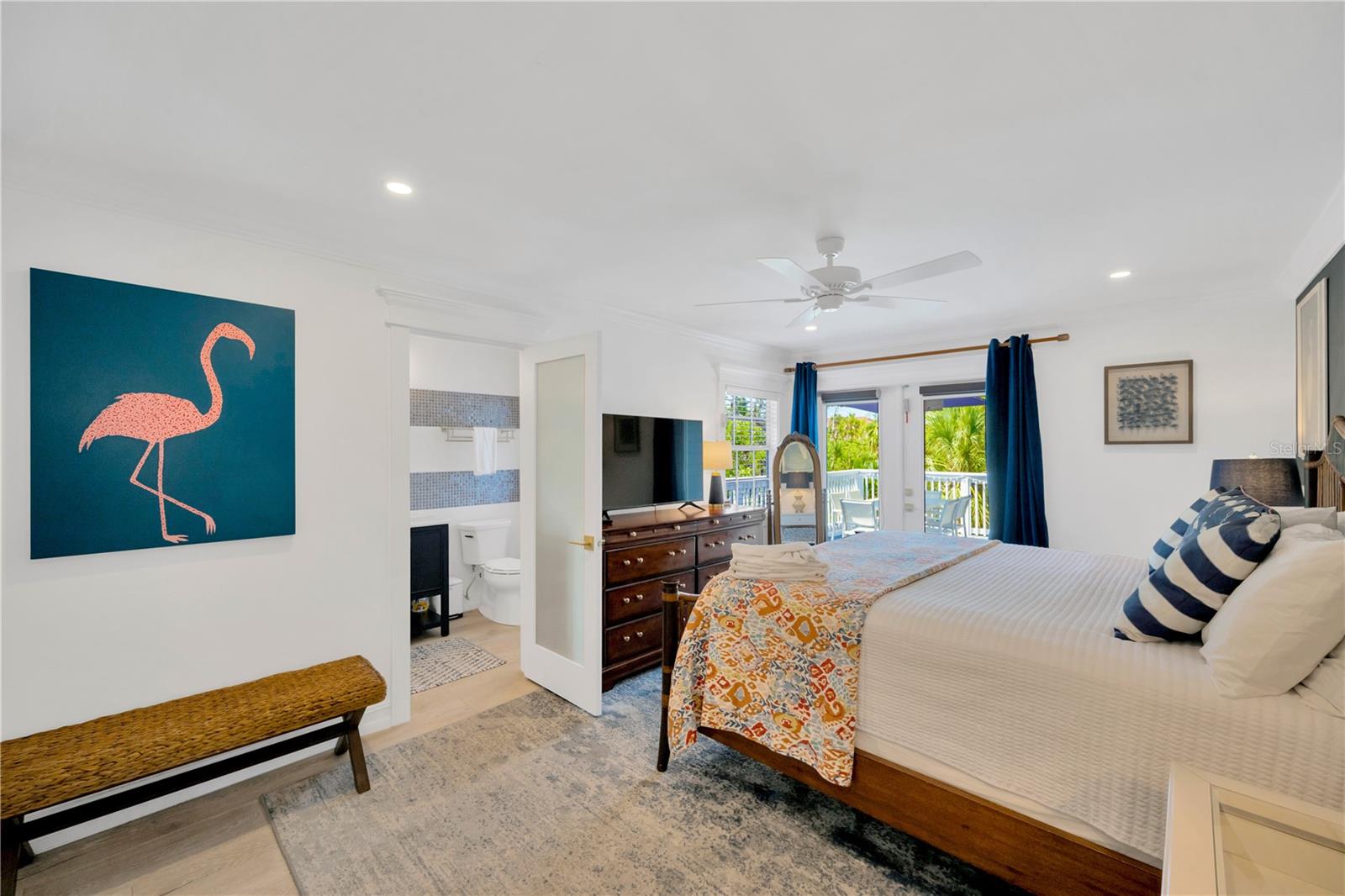 540 GULF BAY RD, LONGBOAT KEY, FL, 34228