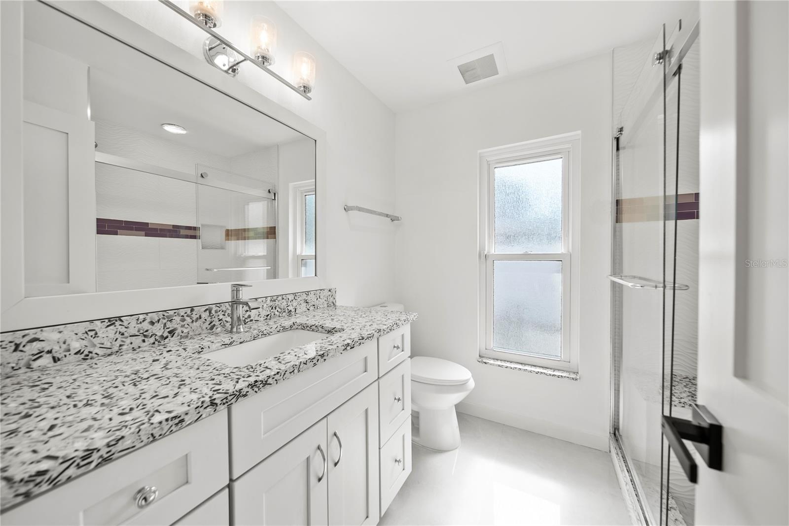 3925 DUNAIRE DR, VALRICO, FL, 33596