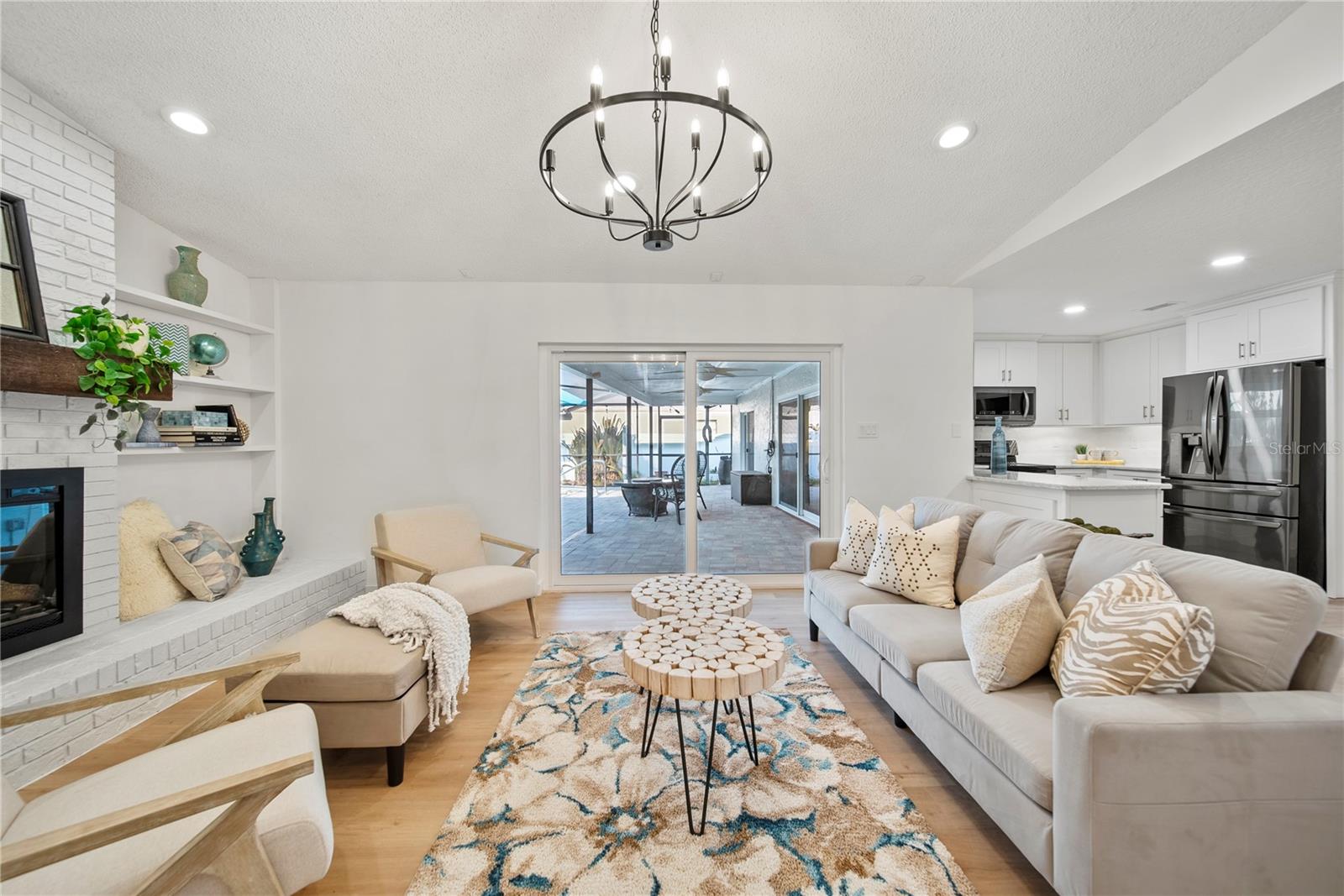 3925 DUNAIRE DR, VALRICO, FL, 33596