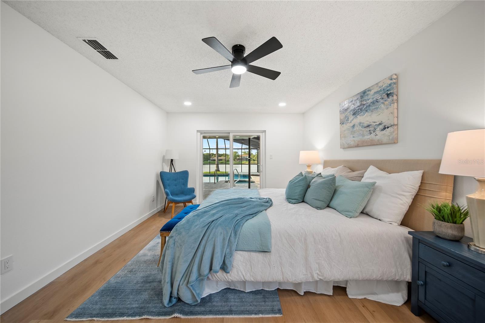 3925 DUNAIRE DR, VALRICO, FL, 33596