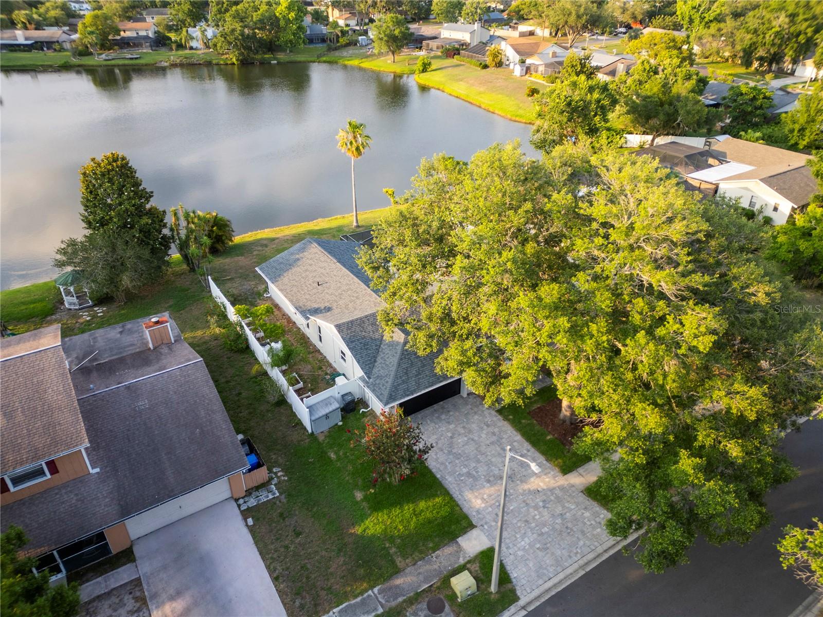 3925 DUNAIRE DR, VALRICO, FL, 33596