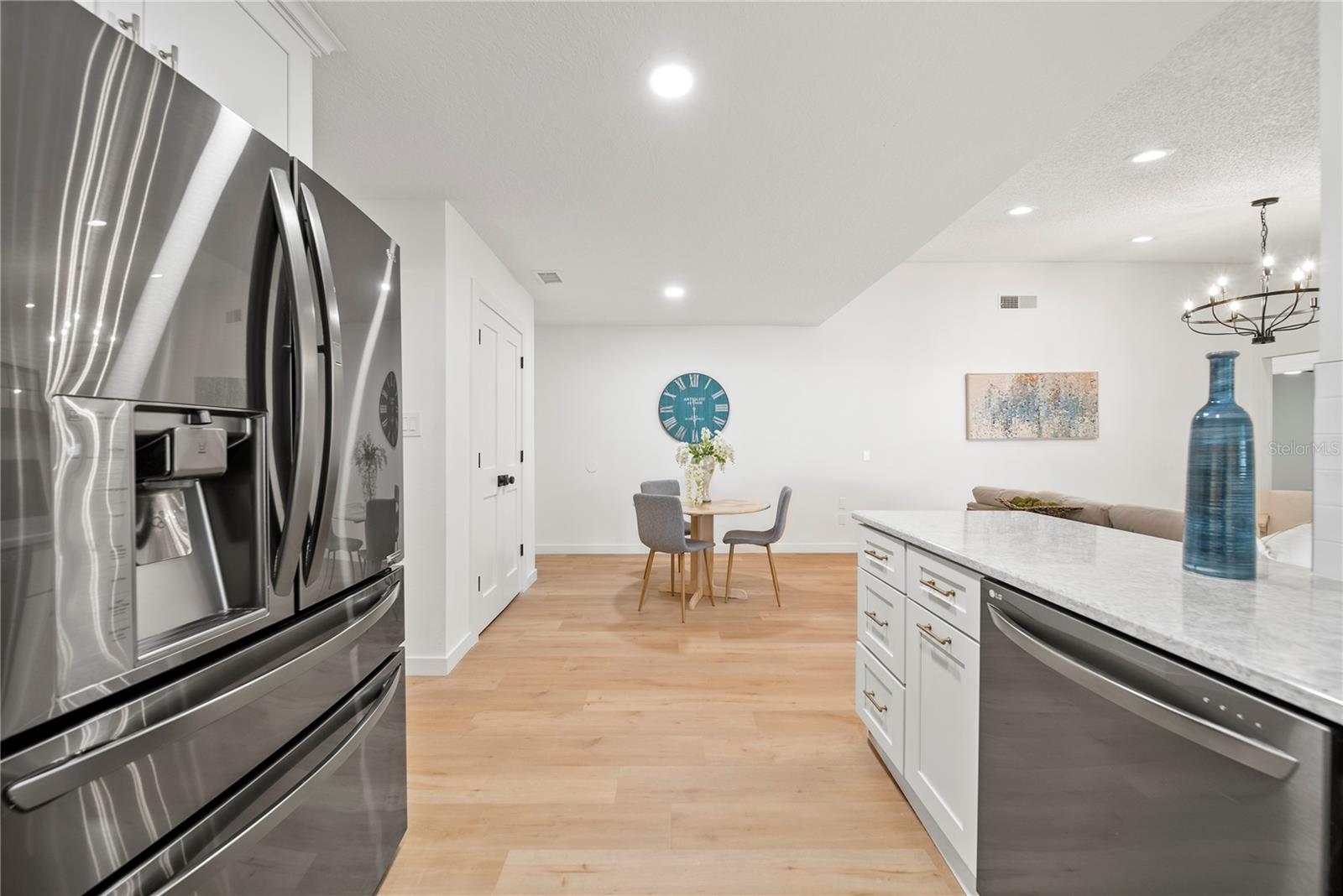 3925 DUNAIRE DR, VALRICO, FL, 33596