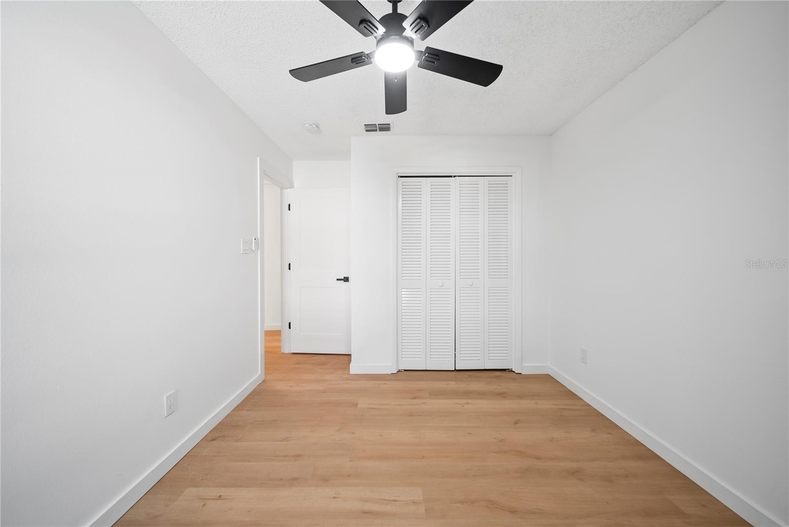 3925 DUNAIRE DR, VALRICO, FL, 33596